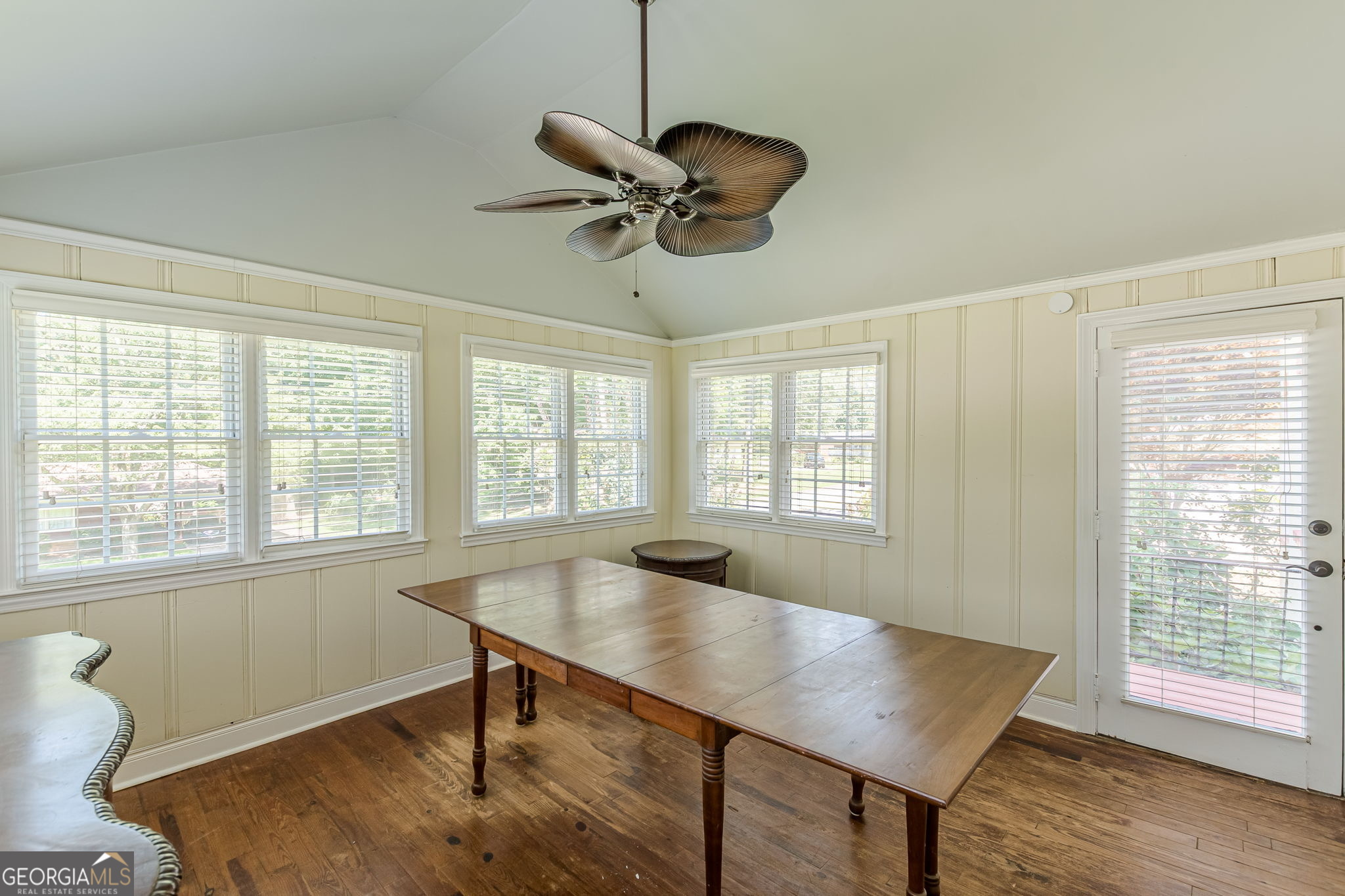 2367 Ridgeway Avenue Atlanta GA 30337