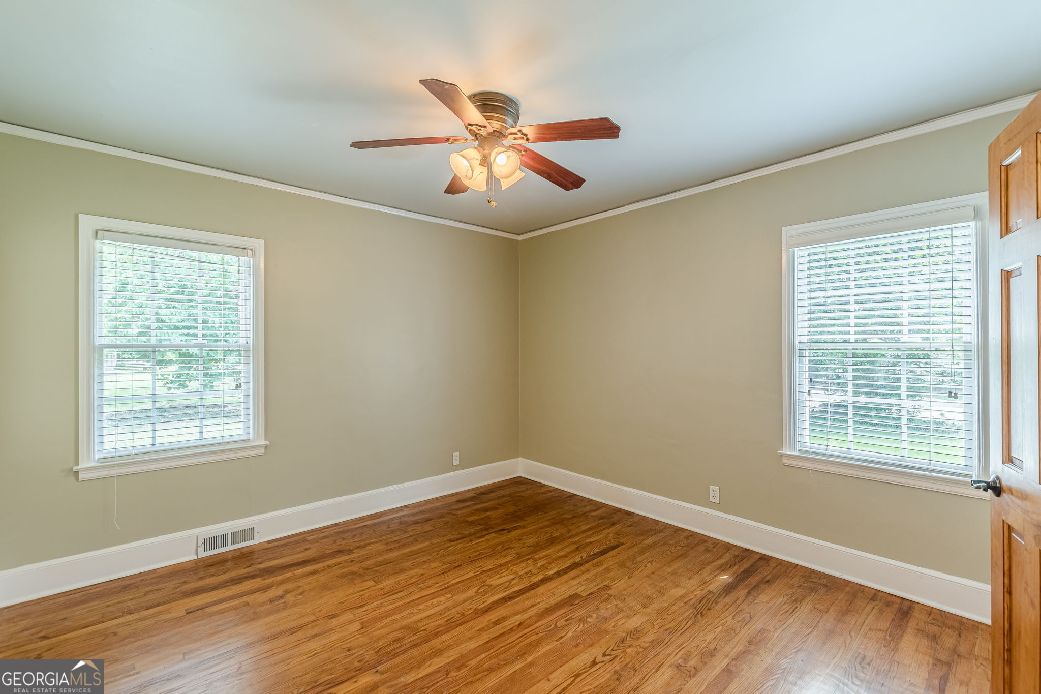 2367 Ridgeway Avenue Atlanta GA 30337