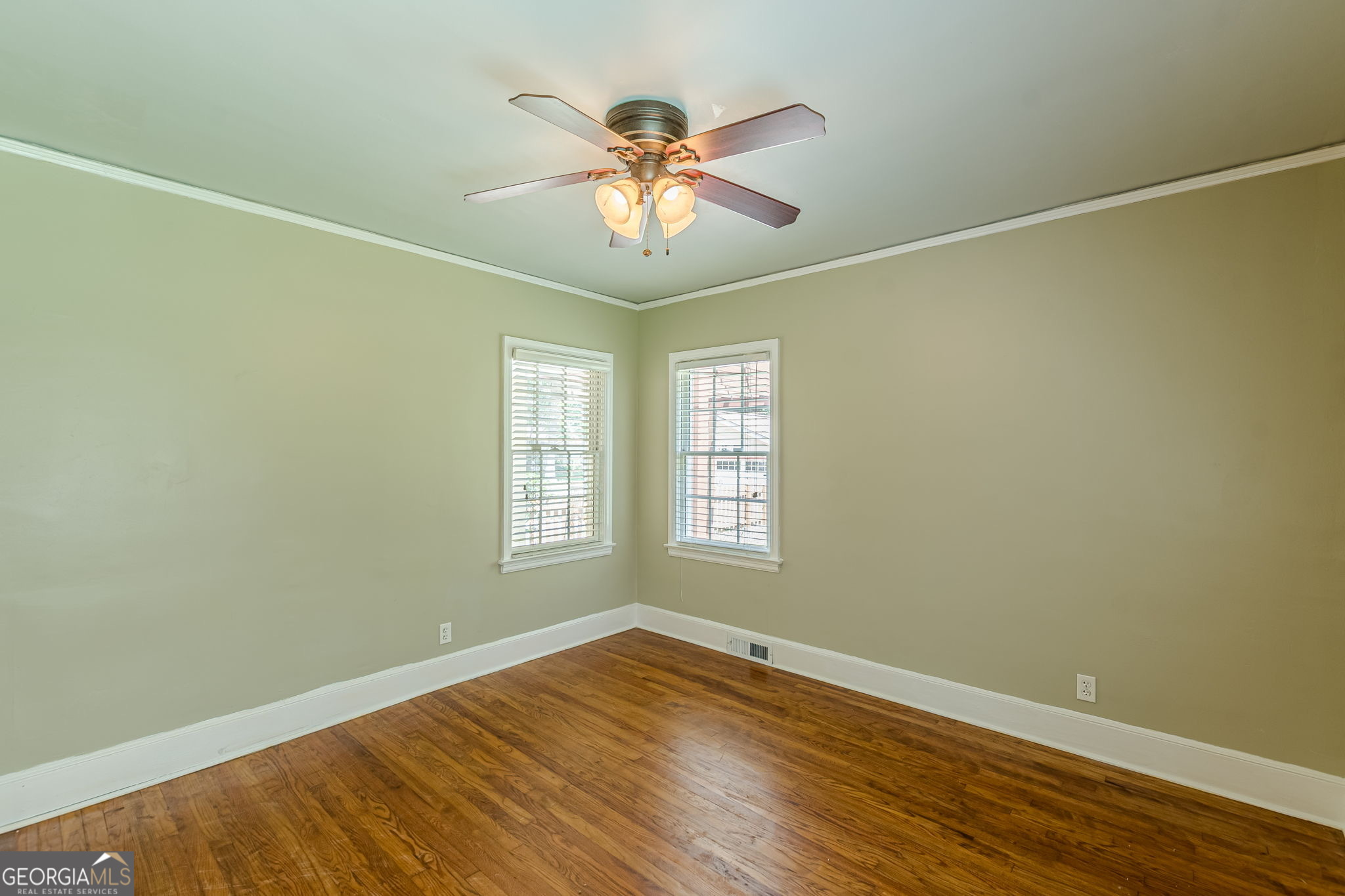 2367 Ridgeway Avenue Atlanta GA 30337