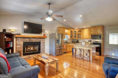 152 Dockery Ridge Road Young Harris GA 30582