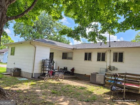 1110 Henderson Avenue Rossville GA 30741