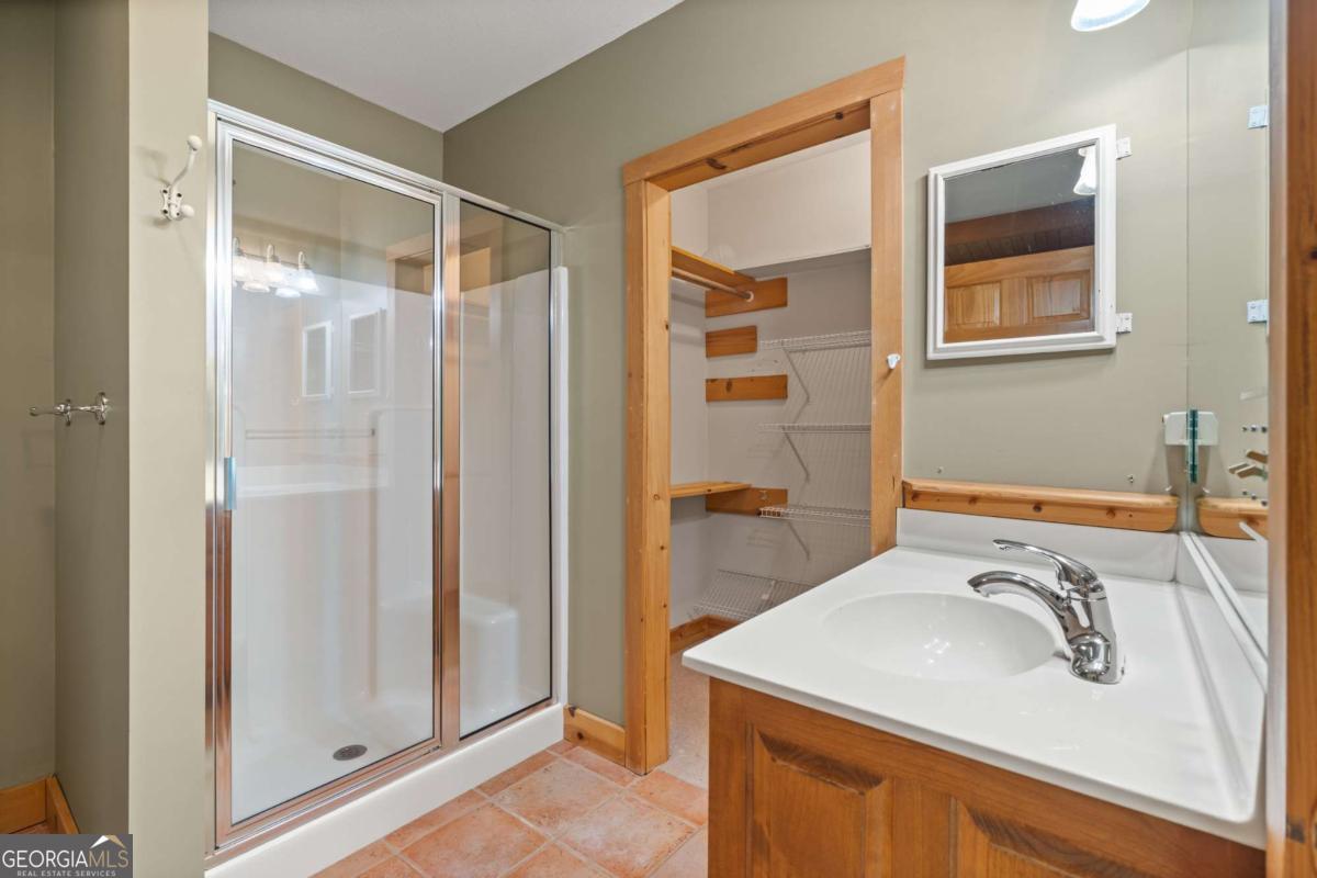410 Falling Springs Tiger GA 30576