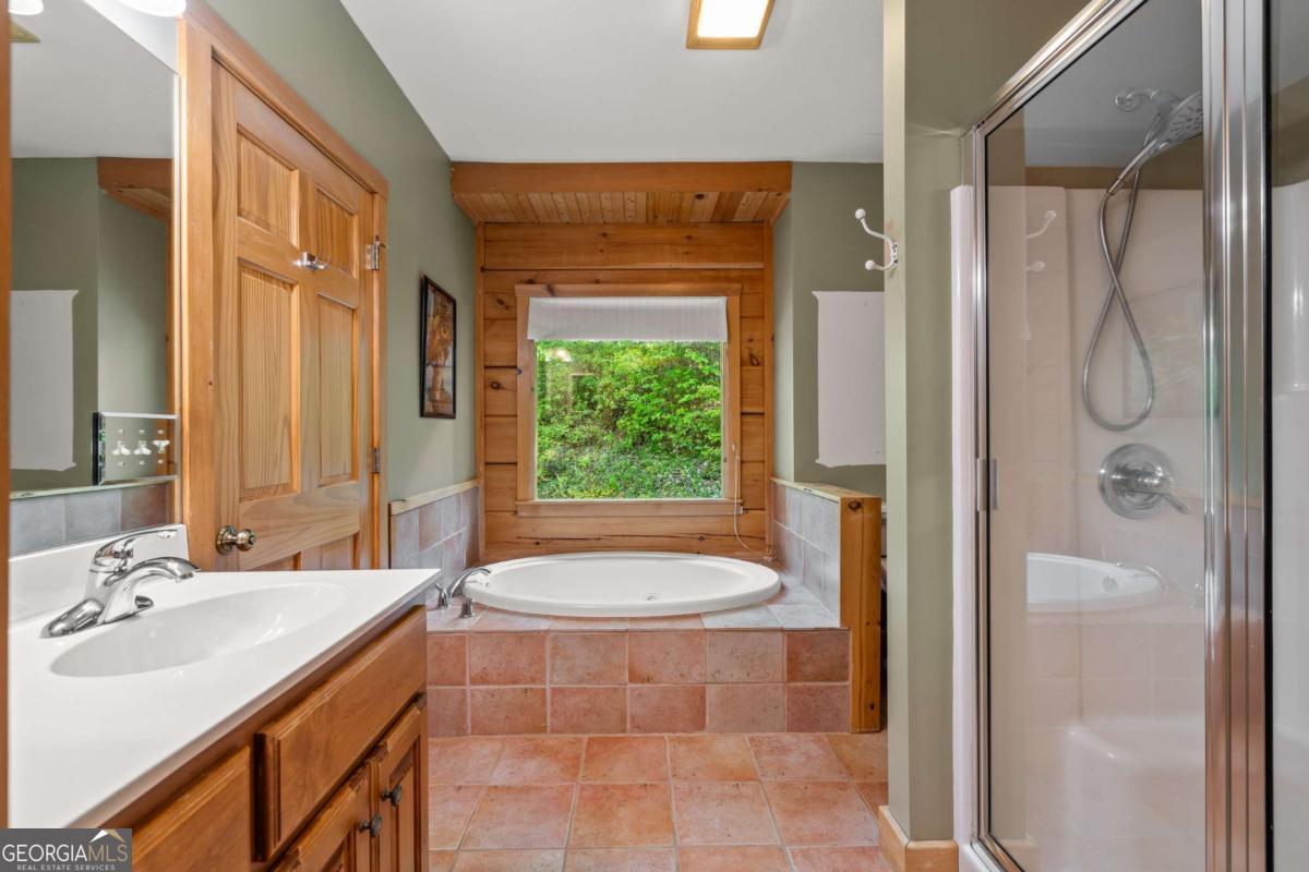 410 Falling Springs Tiger GA 30576