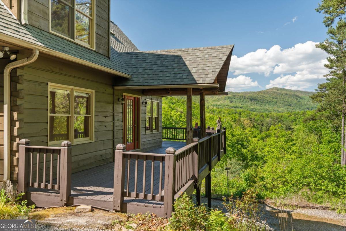 410 Falling Springs Tiger GA 30576