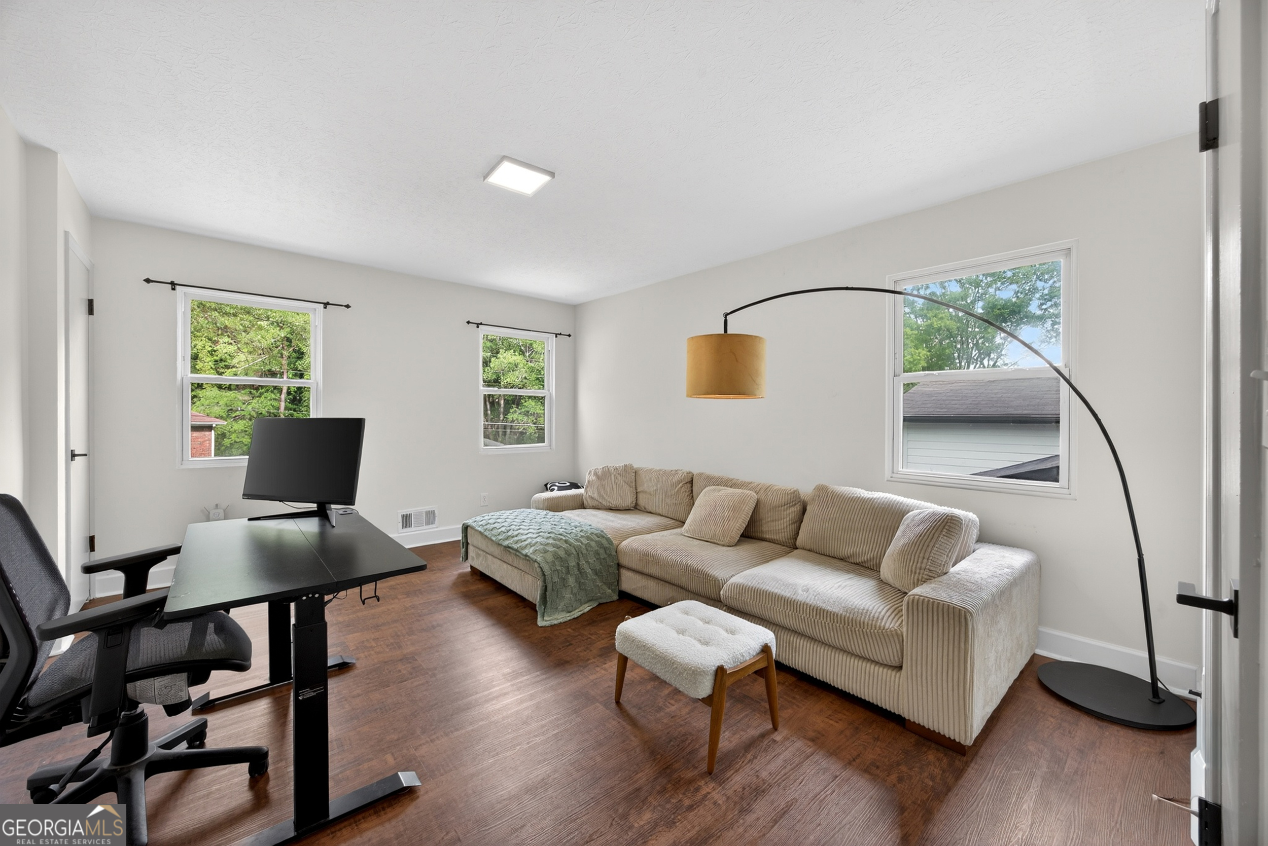 1392 Willow Trail SW Atlanta GA 30311