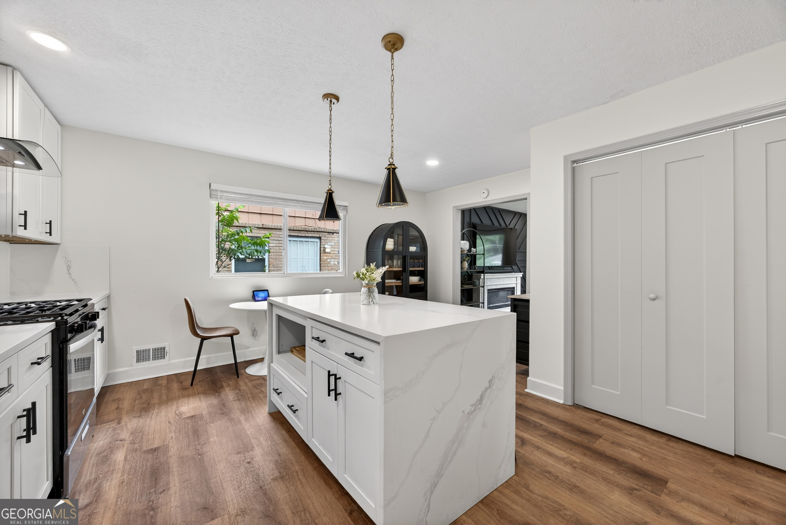 1392 Willow Trail SW Atlanta GA 30311