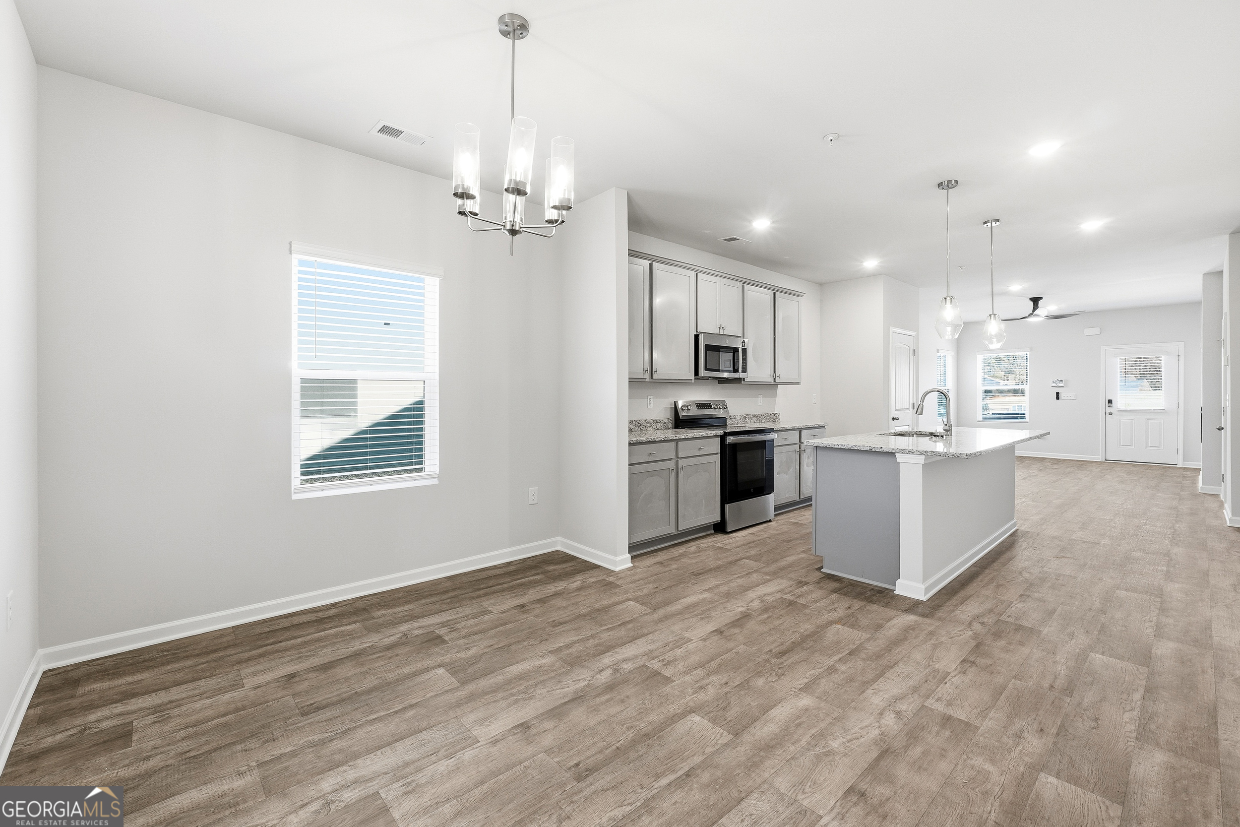8399 Columbia Court Palmetto GA 30268