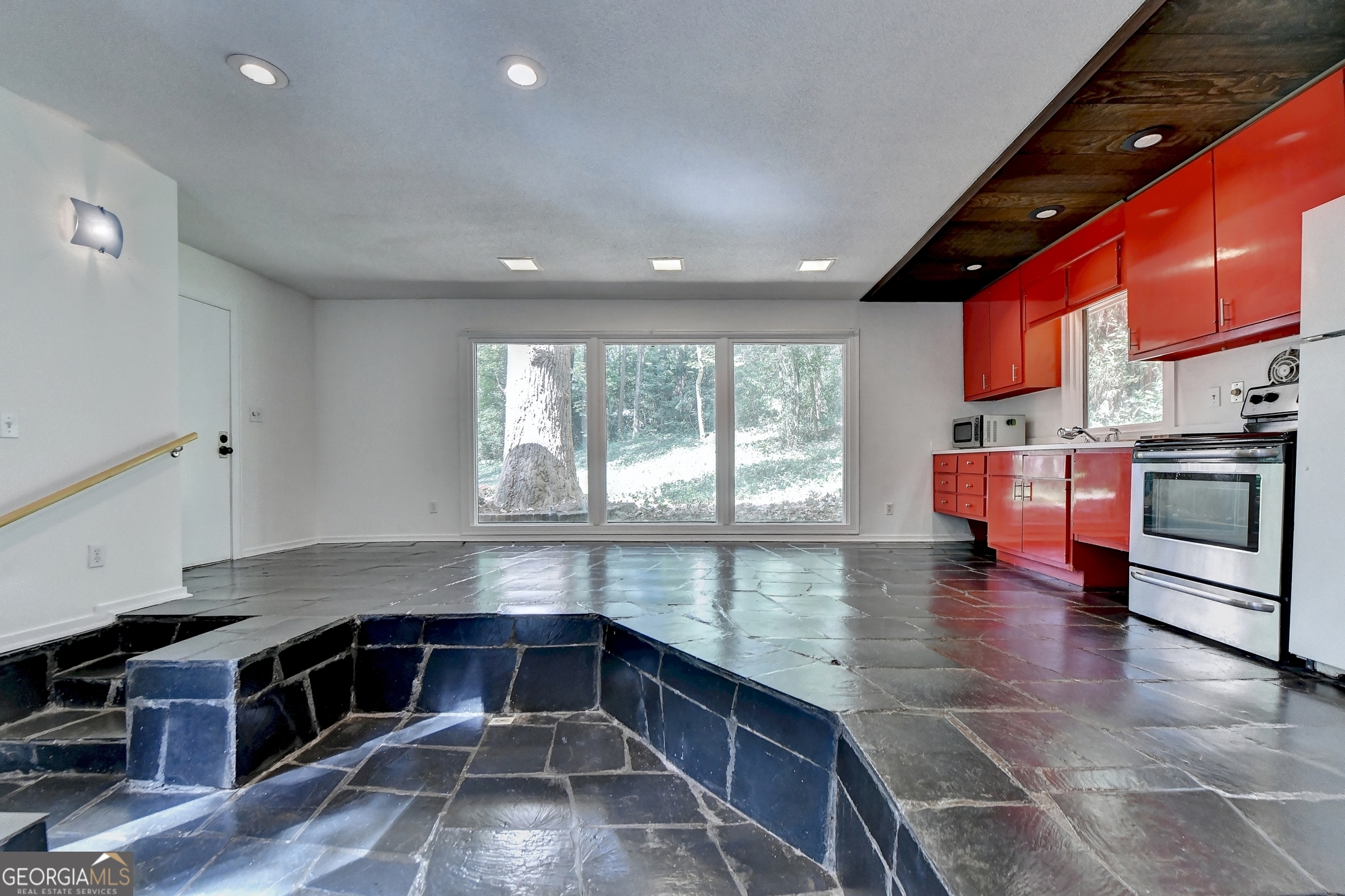 906 Lullwater Road Ne Atlanta GA 30307