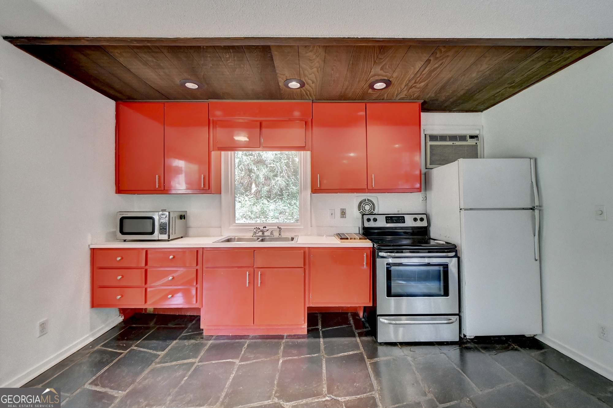 906 Lullwater Road Ne Atlanta GA 30307