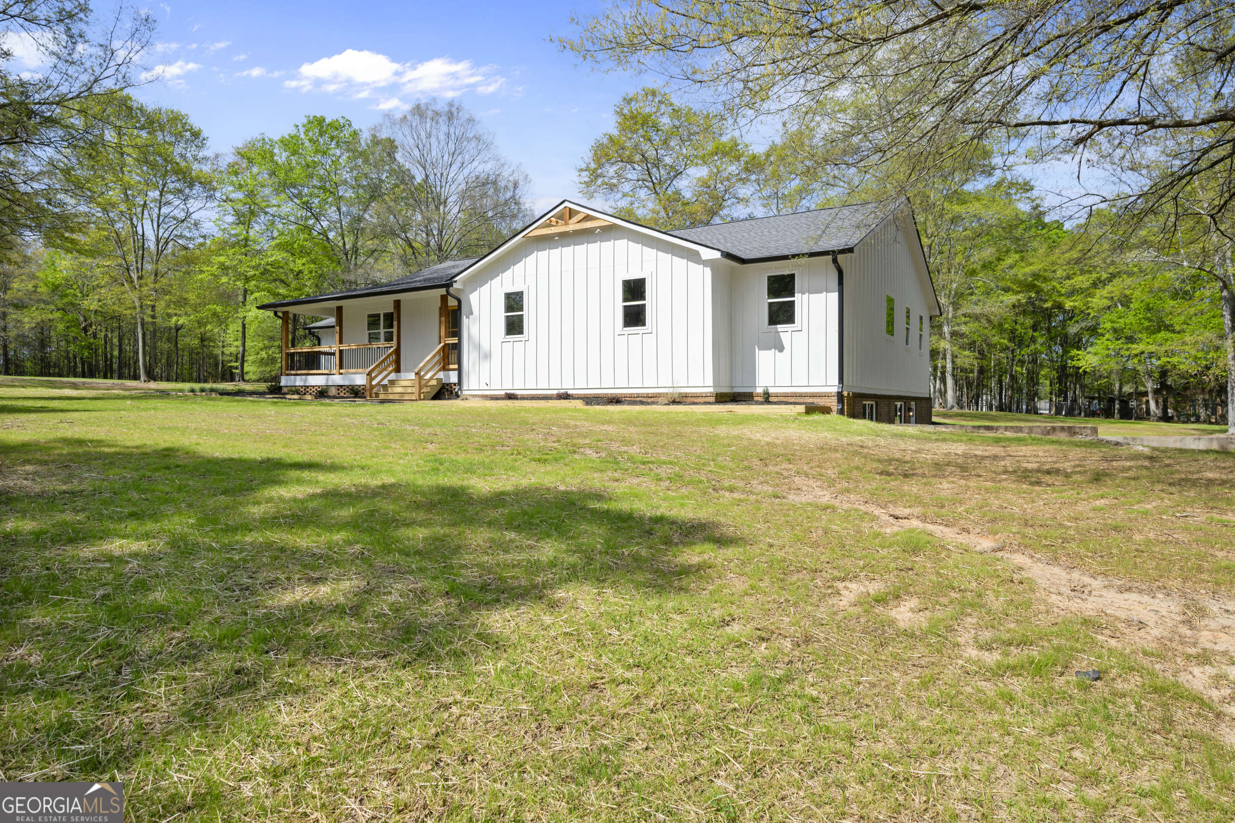 401 Coleman Drive Statham GA 30666