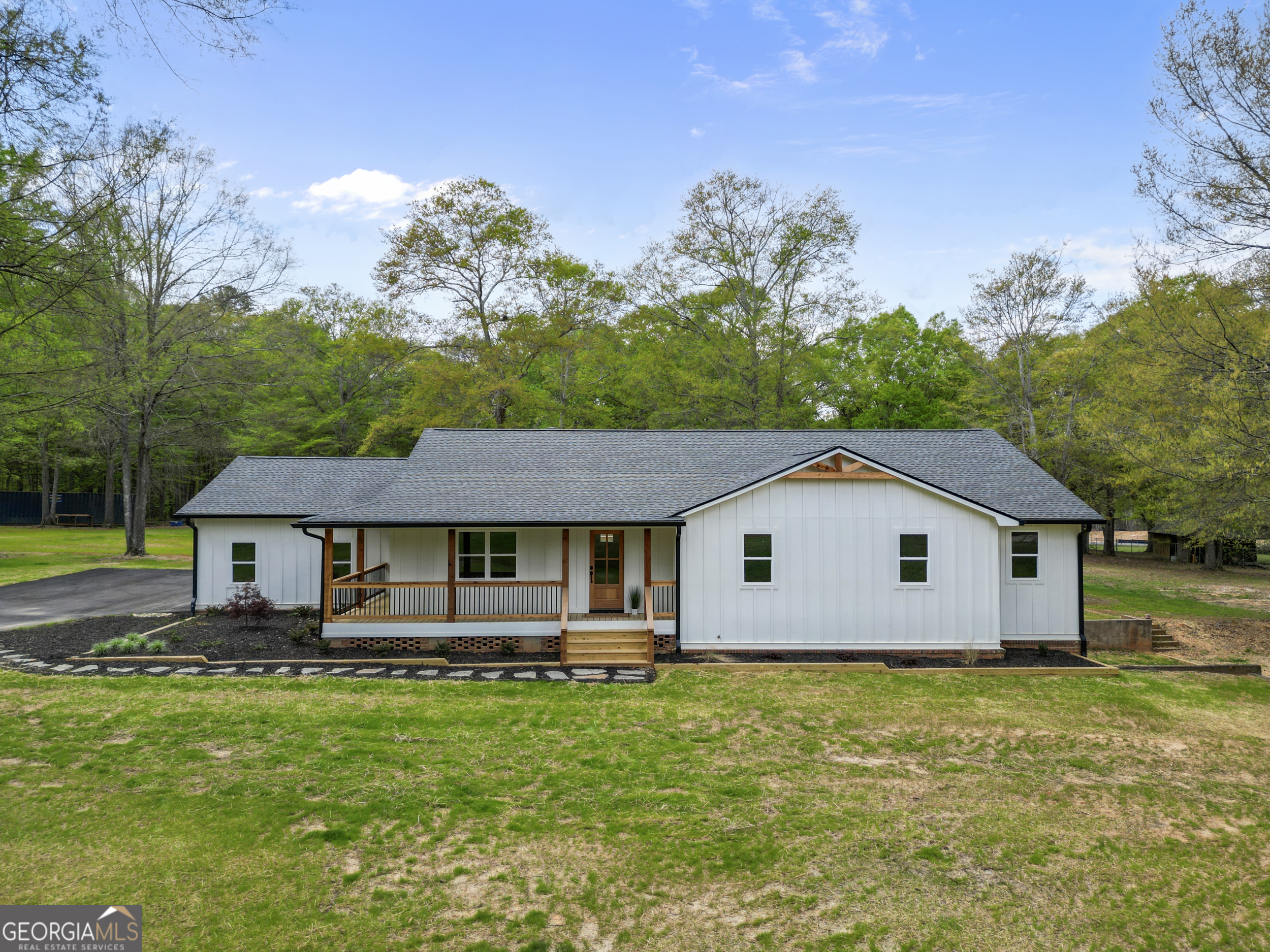 401 Coleman Drive Statham GA 30666