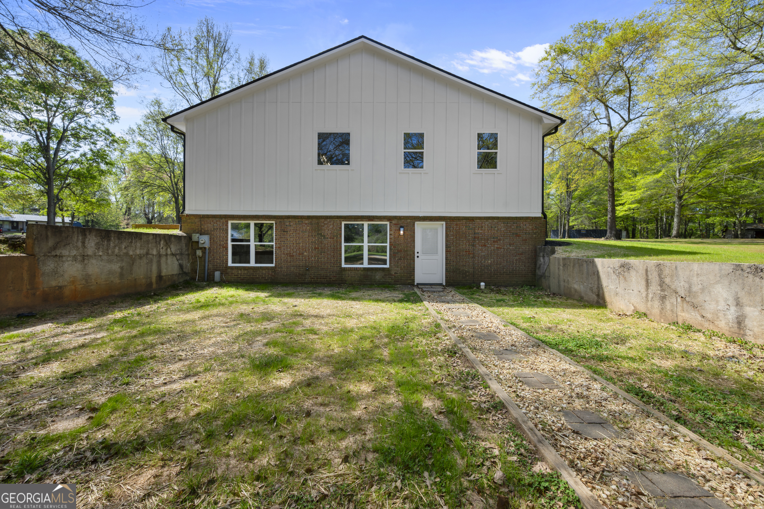 401 Coleman Drive Statham GA 30666
