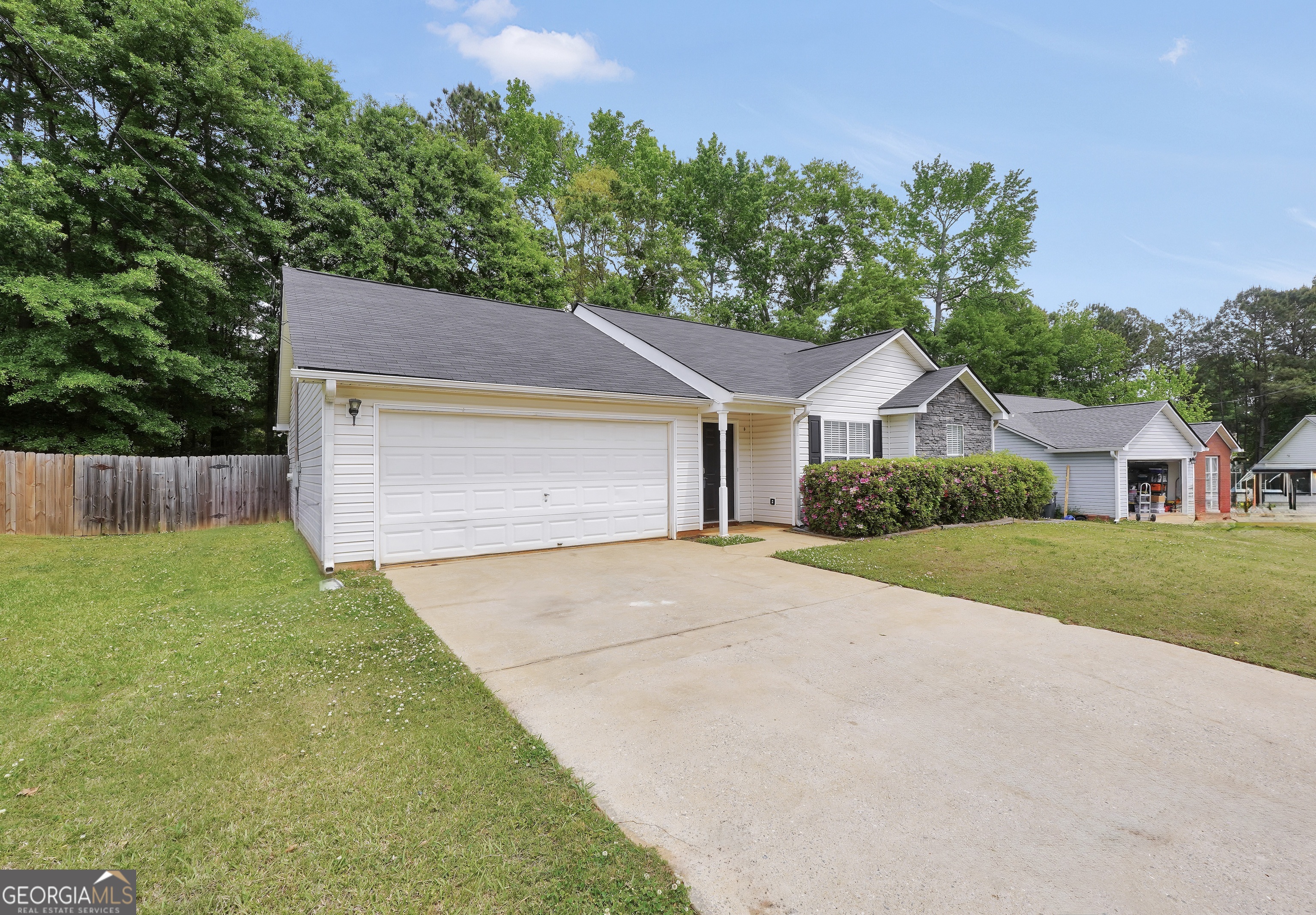 521 Sarahs Lane Locust Grove GA 30248