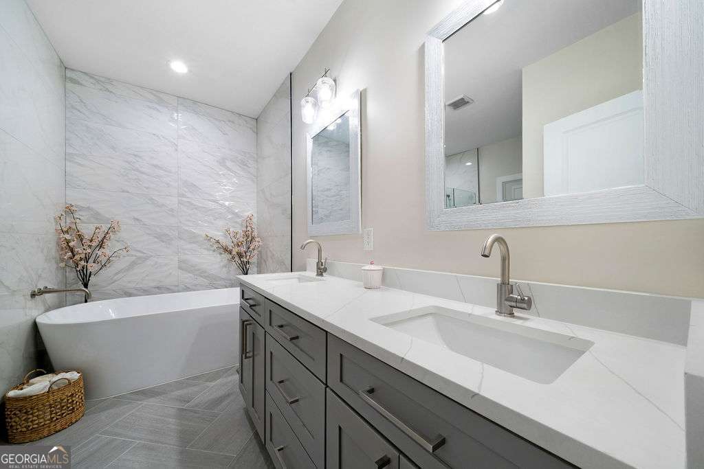 24 Plantation Oaks Drive Rockmart GA 30153