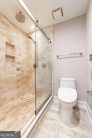 2626 Peachtree Road NW Atlanta GA 30305