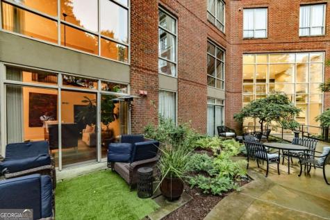 2626 Peachtree Road NW Atlanta GA 30305