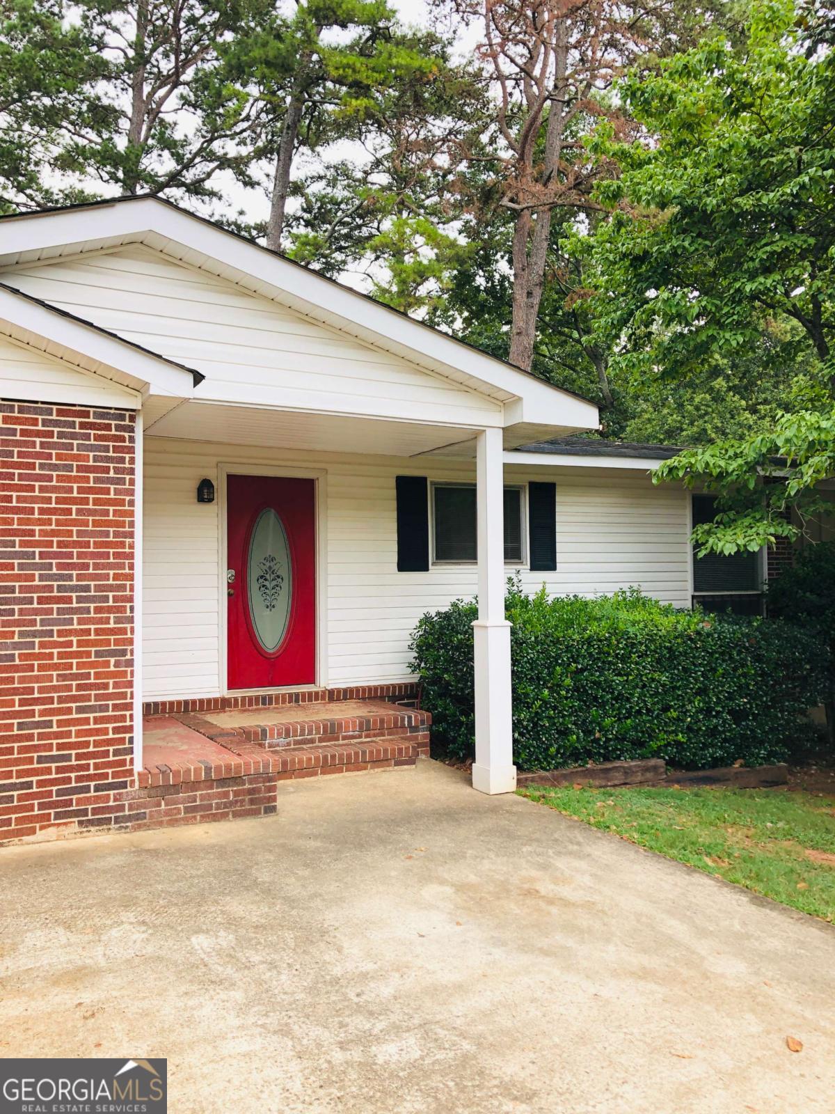 123 Garden Lane Athens GA 30606