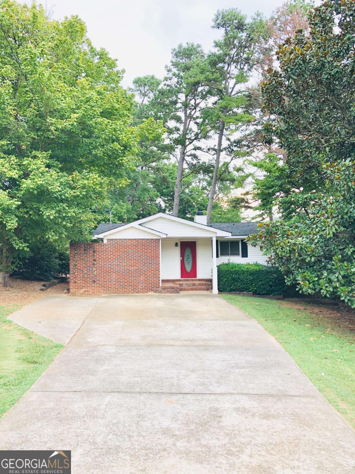 123 Garden Lane Athens GA 30606