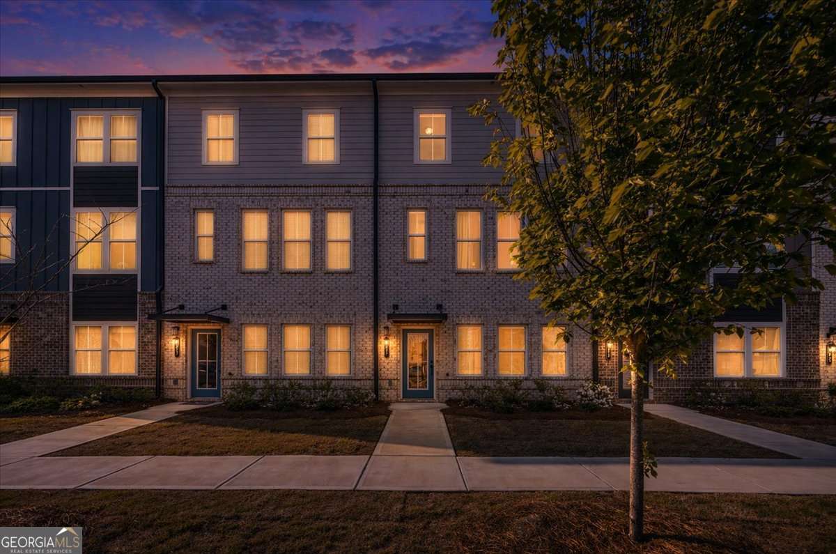 717 Payton Lane Acworth GA 30102