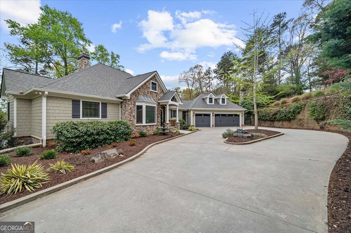 4833 Propes Drive Oakwood GA 30566