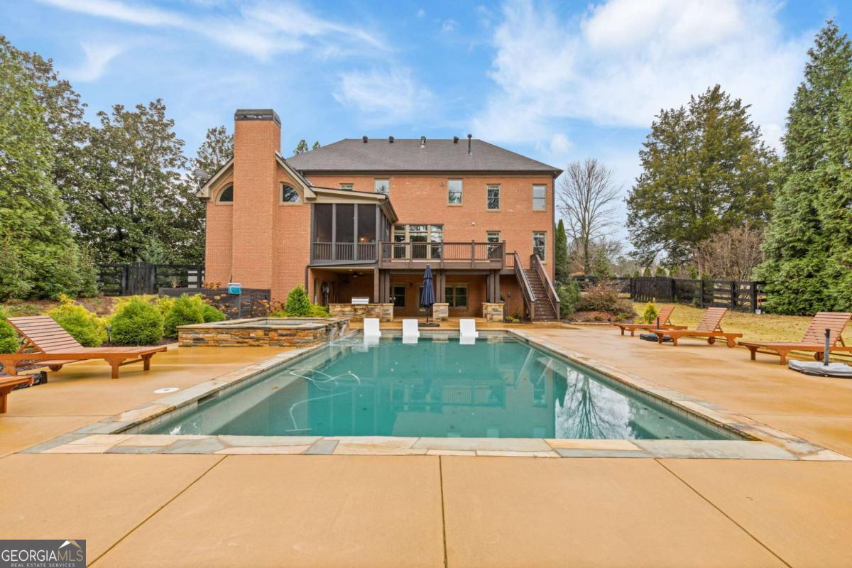 560 Arcaro Drive Alpharetta GA 30004