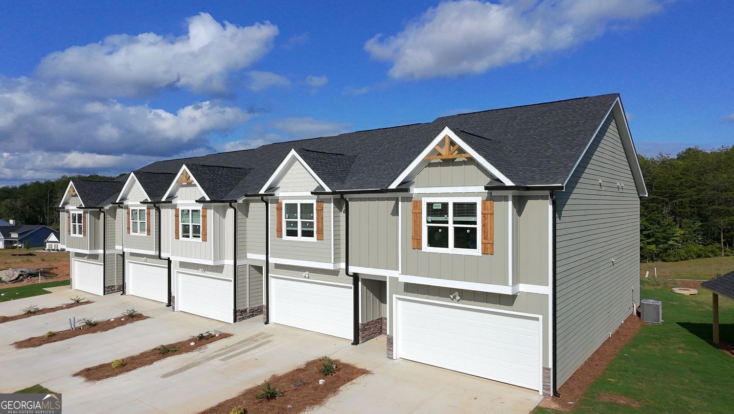 6370 Pine Ridge Point Lula GA 30554