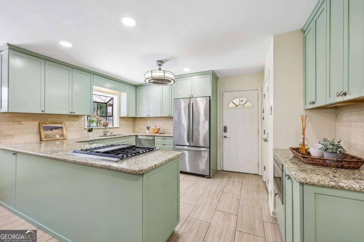 1067 Hess Drive Avondale Estates GA 30002