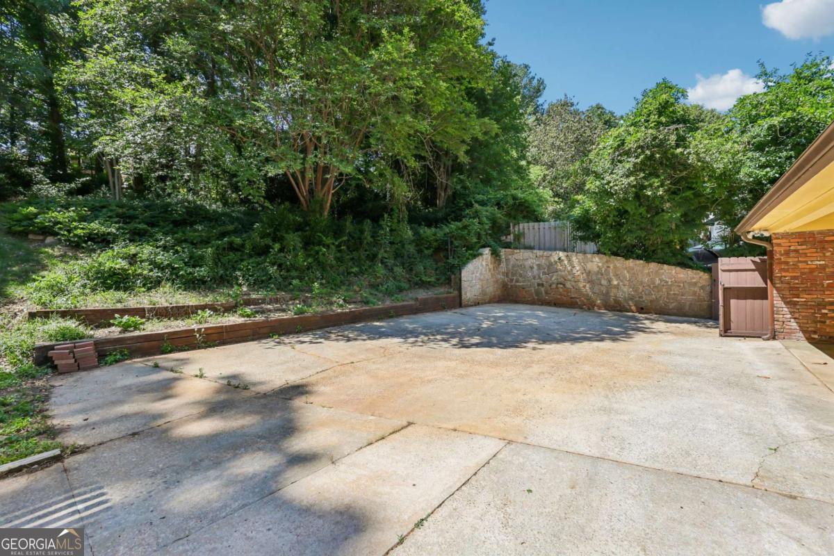 1067 Hess Drive Avondale Estates GA 30002