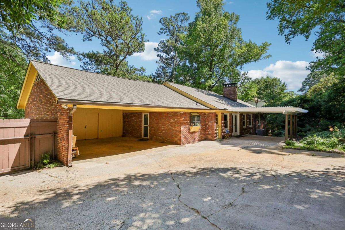 1067 Hess Drive Avondale Estates GA 30002