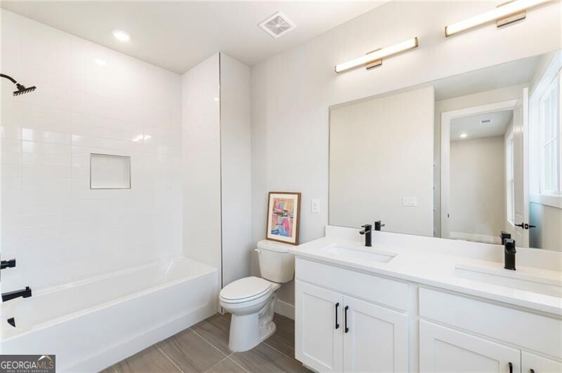 2202 Carlton Court Atlanta GA 30318