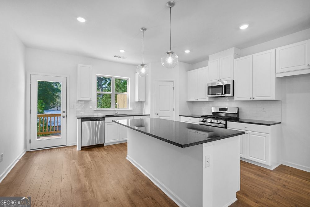 1693 Lansmere Street SW Marietta GA 30008