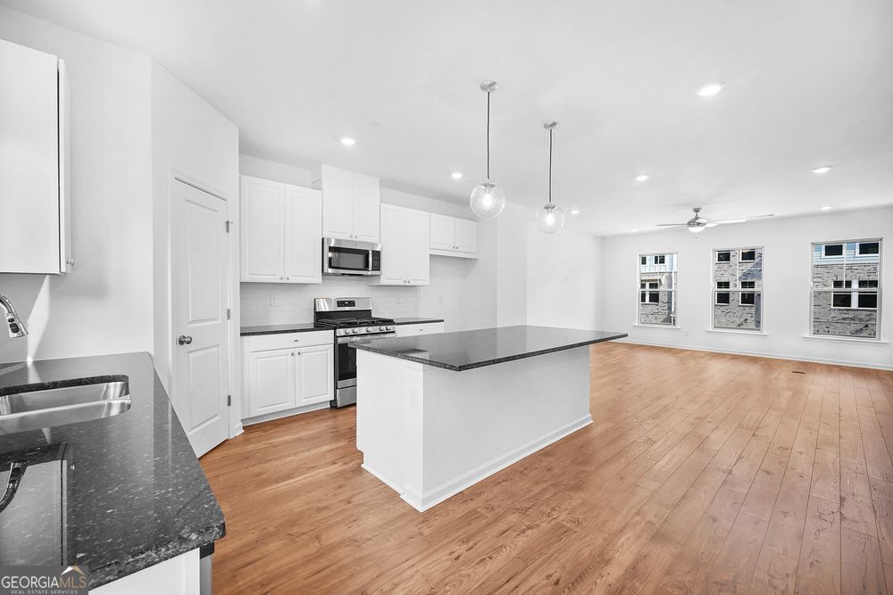 1693 Lansmere Street SW Marietta GA 30008