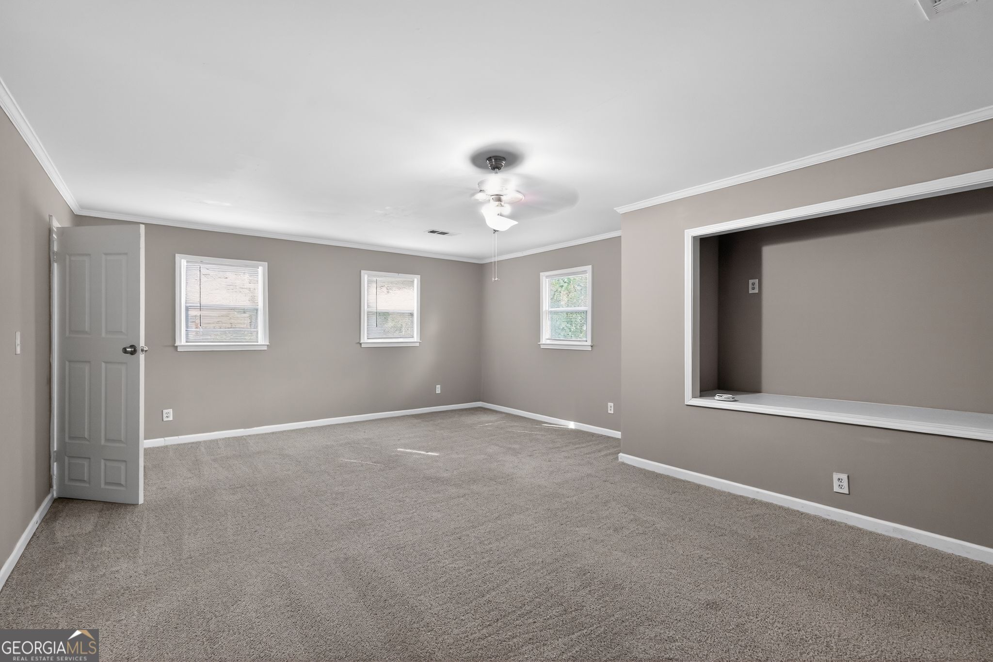 523 Barbashela Circle Stone Mountain GA 30088