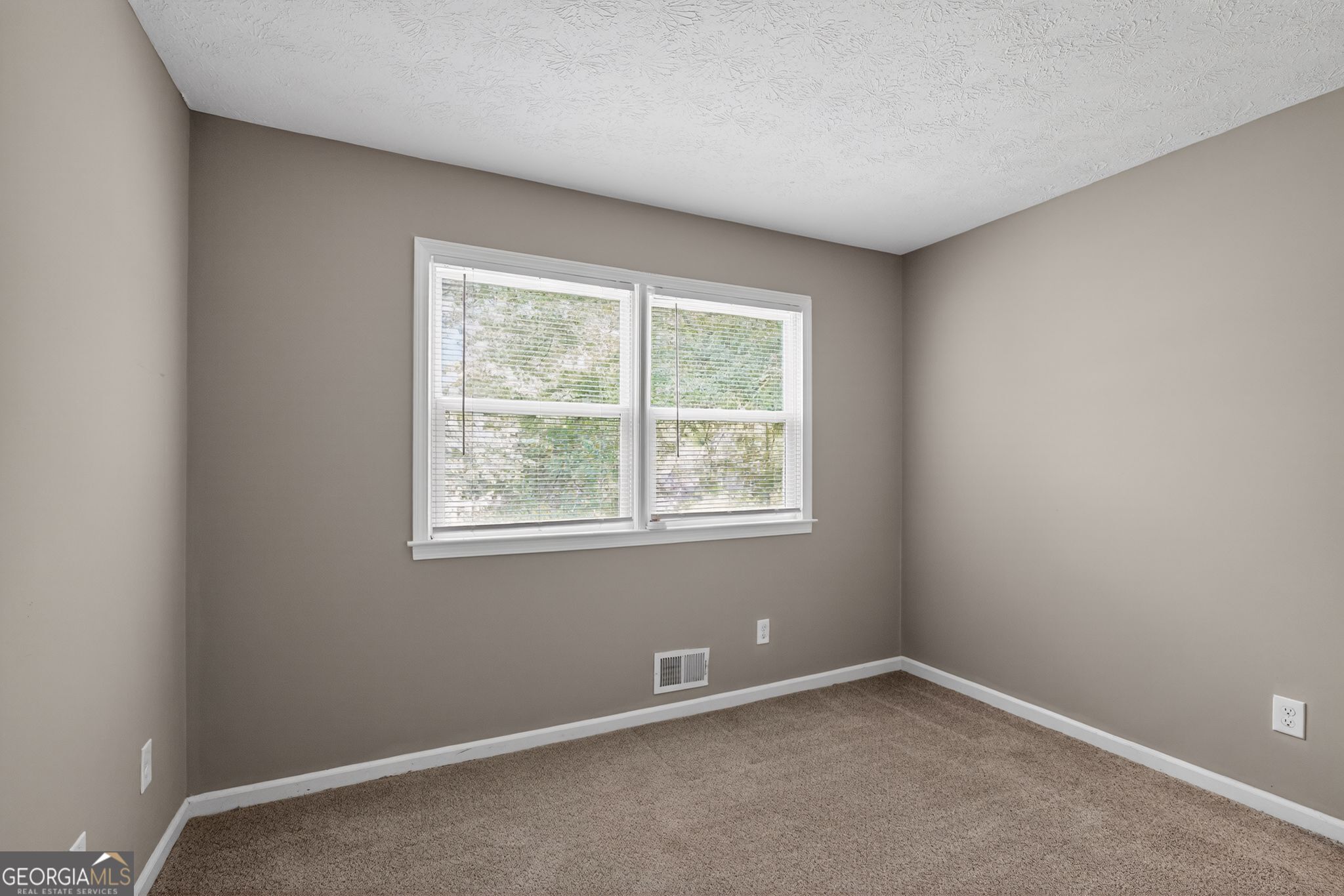 523 Barbashela Circle Stone Mountain GA 30088