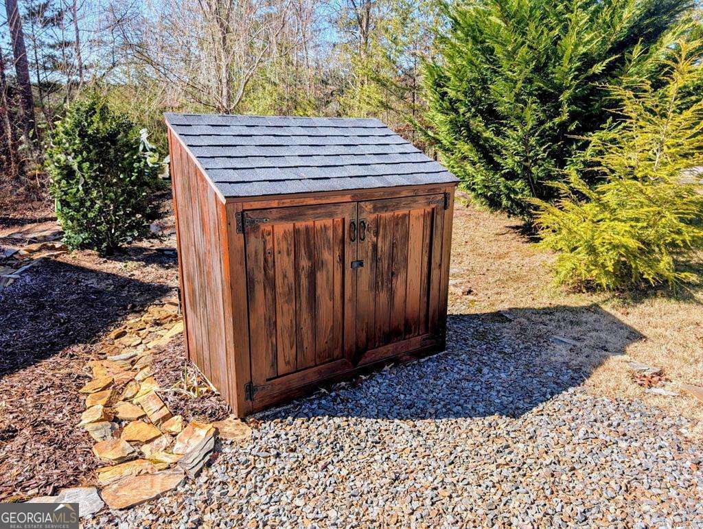740 Highland Gap Mineral Bluff GA 30559