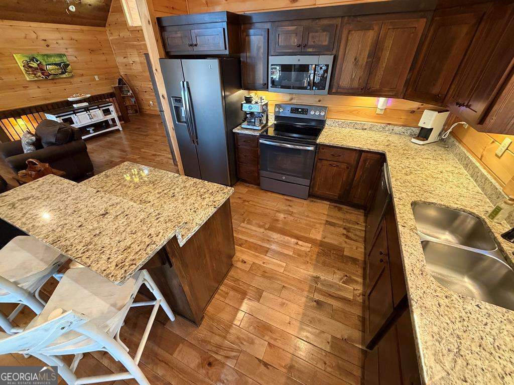 740 Highland Gap Mineral Bluff GA 30559