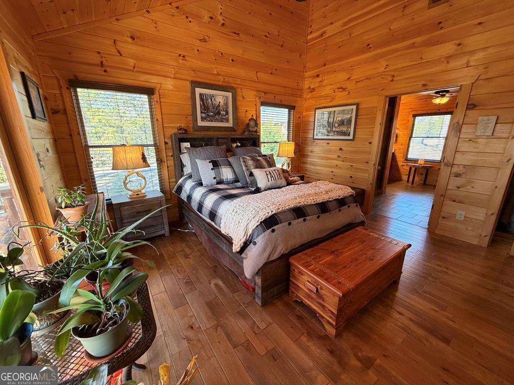 740 Highland Gap Mineral Bluff GA 30559