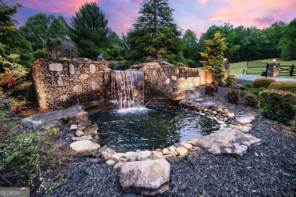 740 Highland Gap Mineral Bluff GA 30559