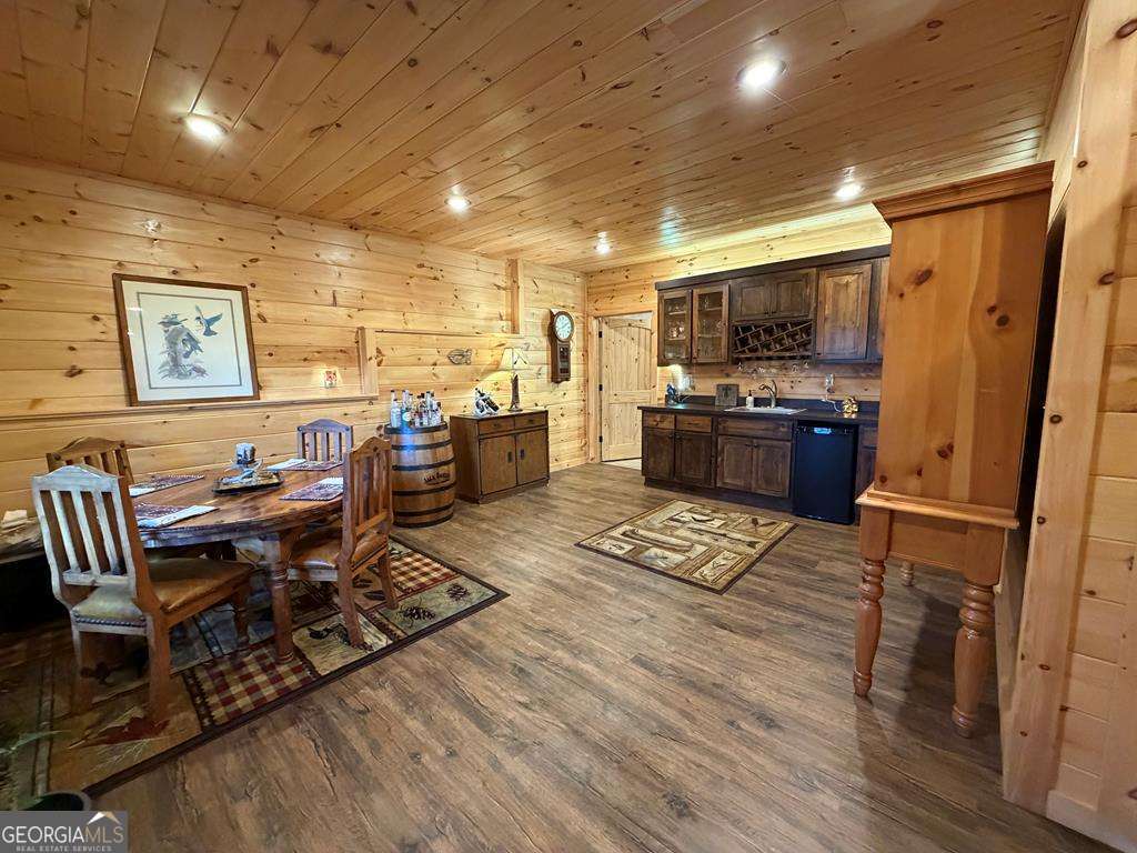 740 Highland Gap Mineral Bluff GA 30559