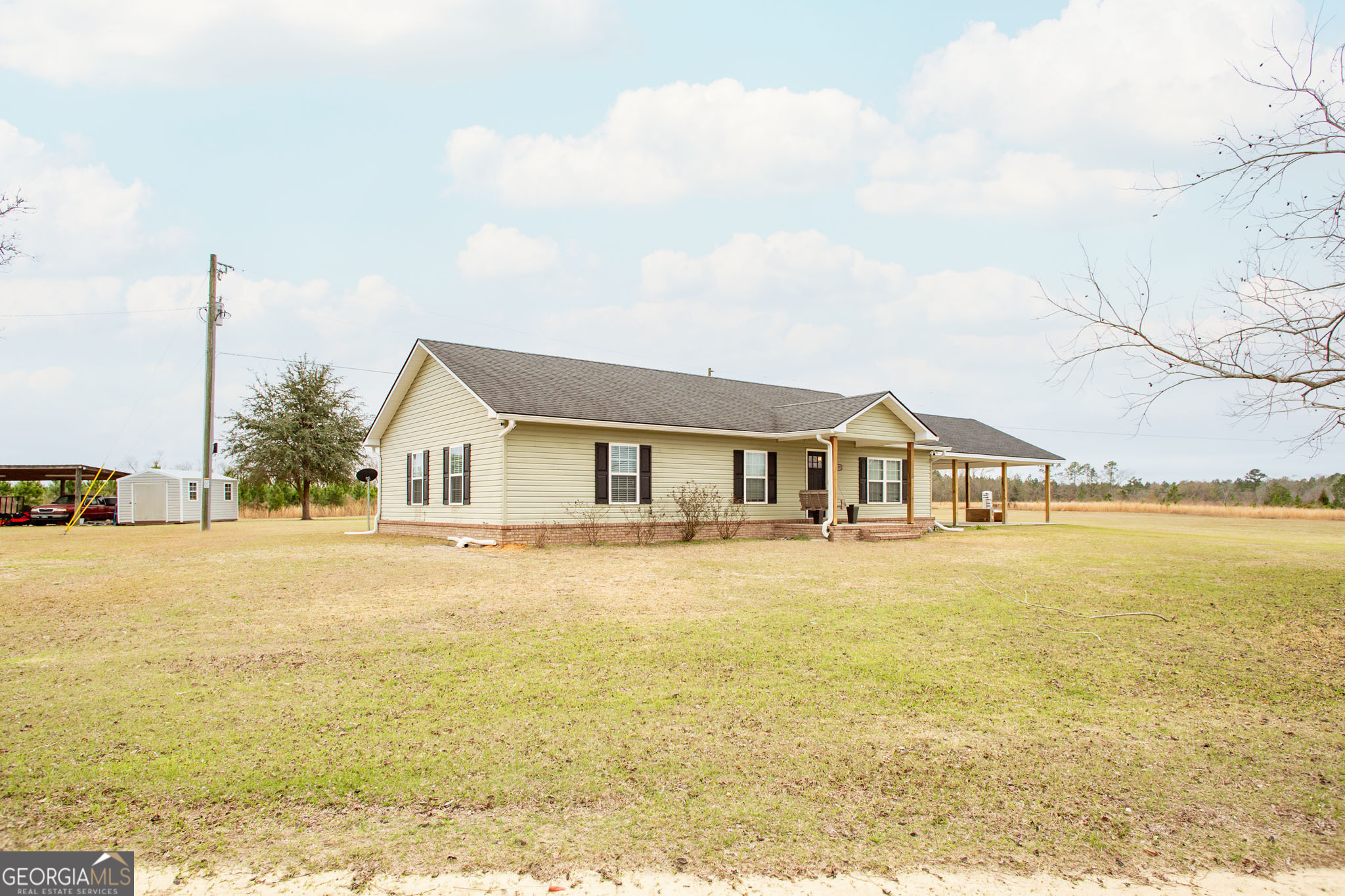 4697 Effie Sweat Lane Waycross GA 31503