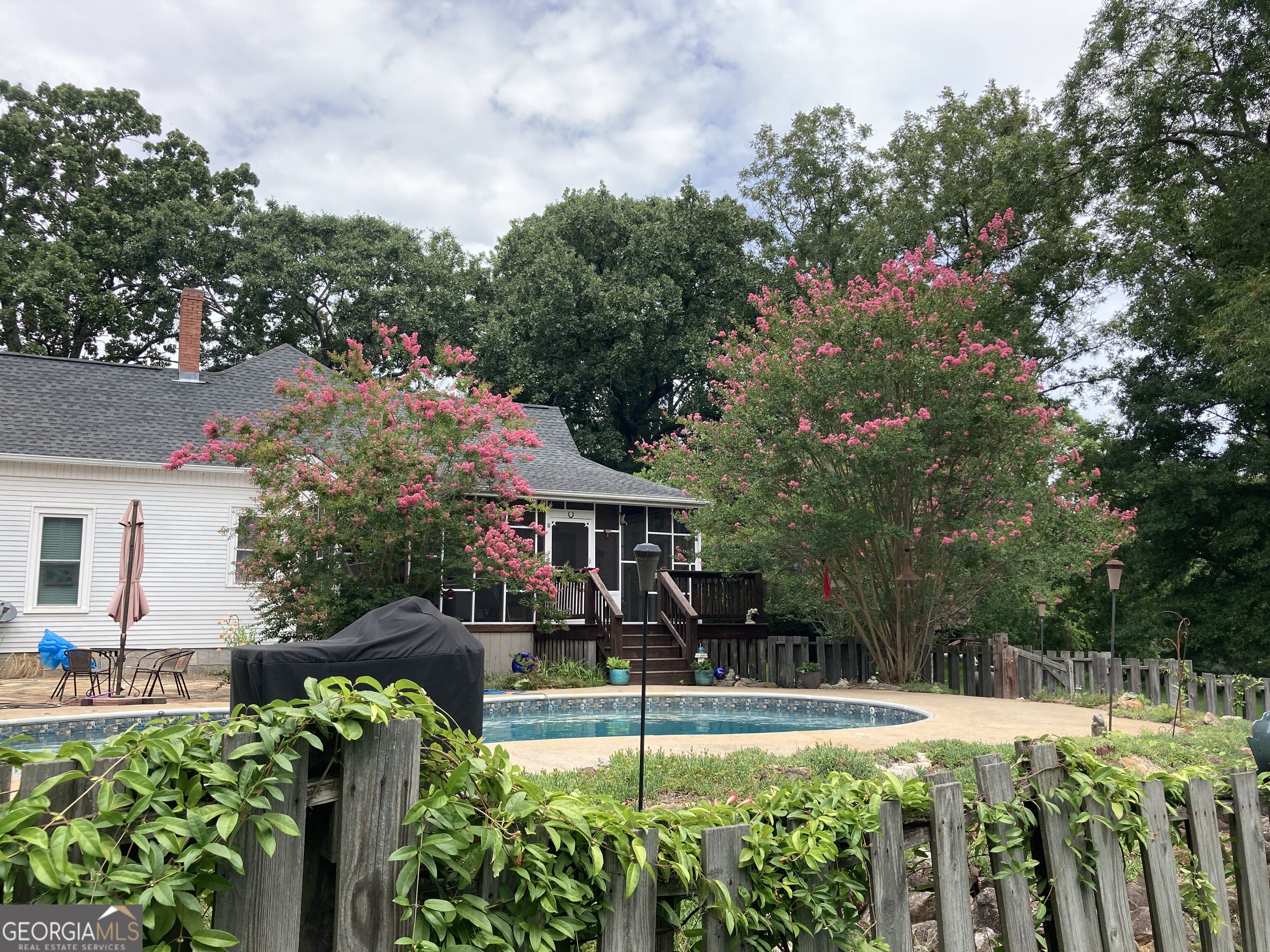 53 Ninth Street Carlton GA 30627