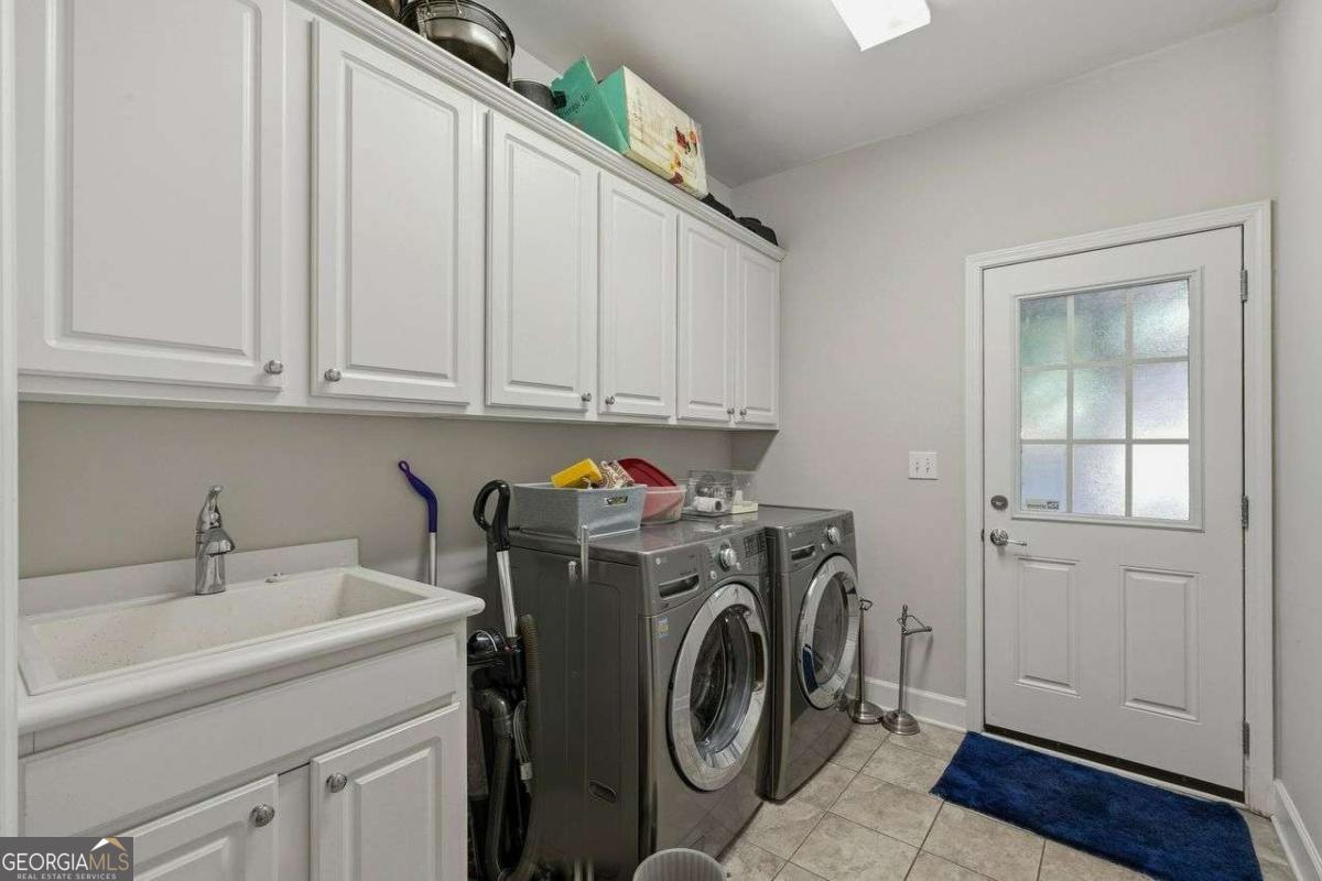 2852 Overlook Court NE Atlanta GA 30324