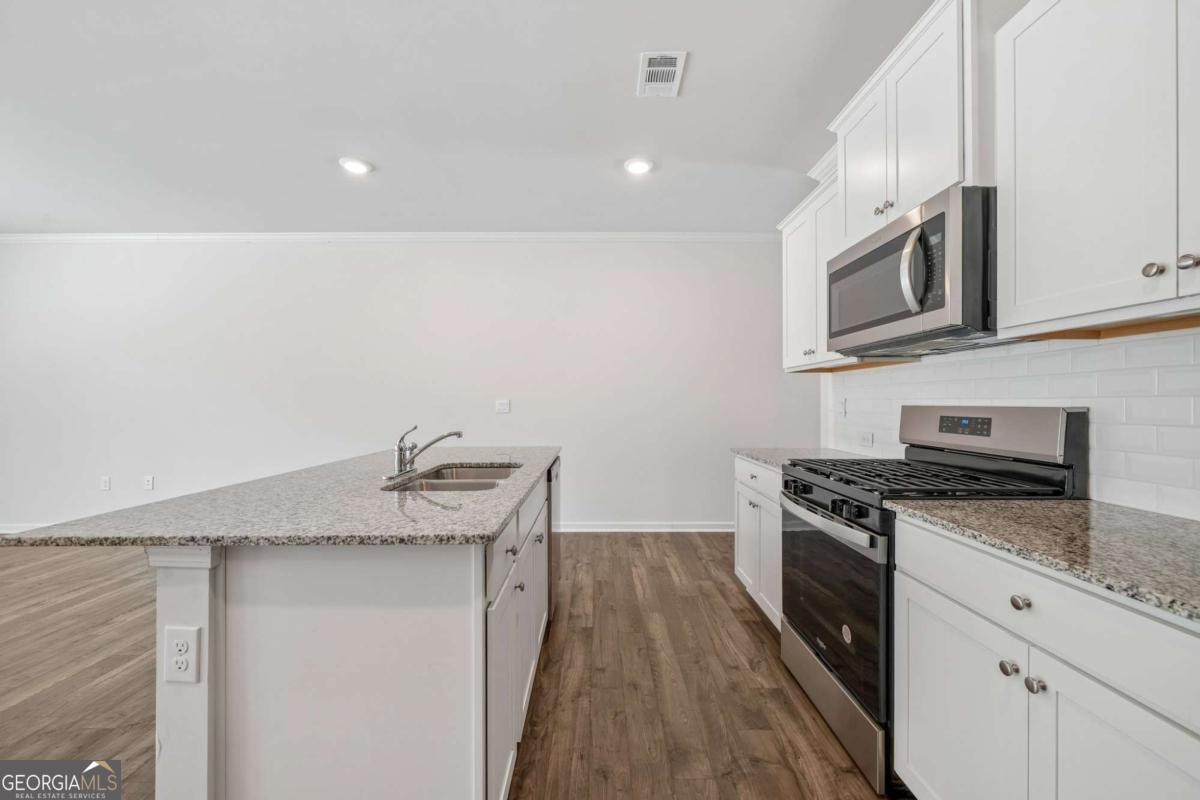 2715 Poppy Court Buford GA 30518
