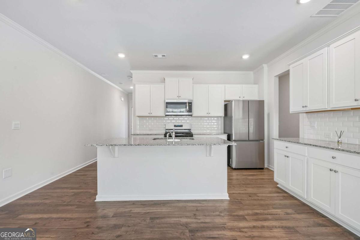2715 Poppy Court Buford GA 30518