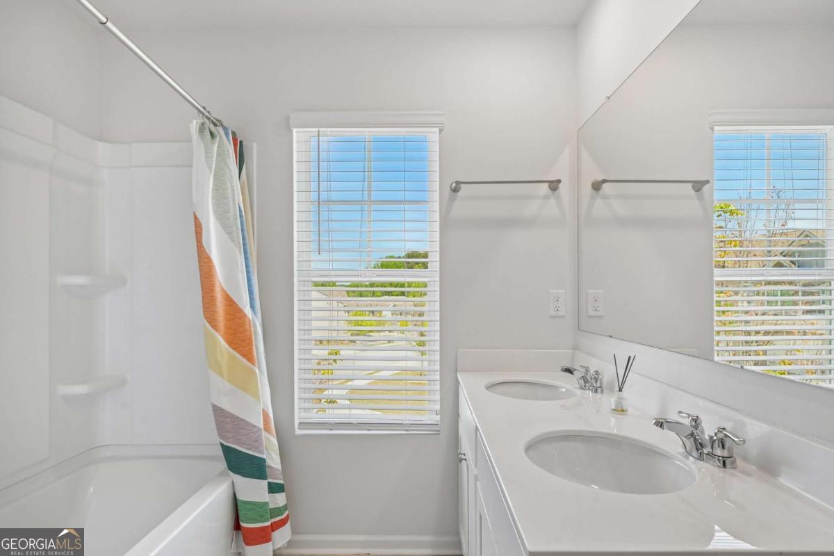 2715 Poppy Court Buford GA 30518