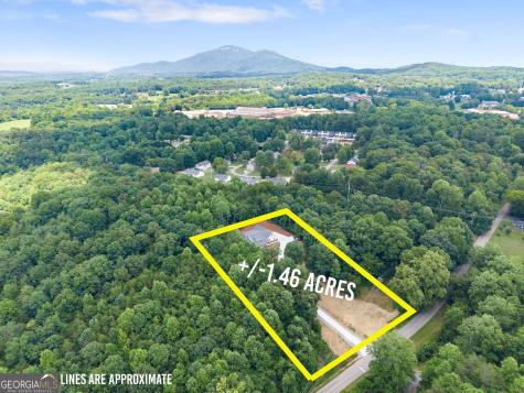 412 Jess Hunt Road Cleveland GA 30528