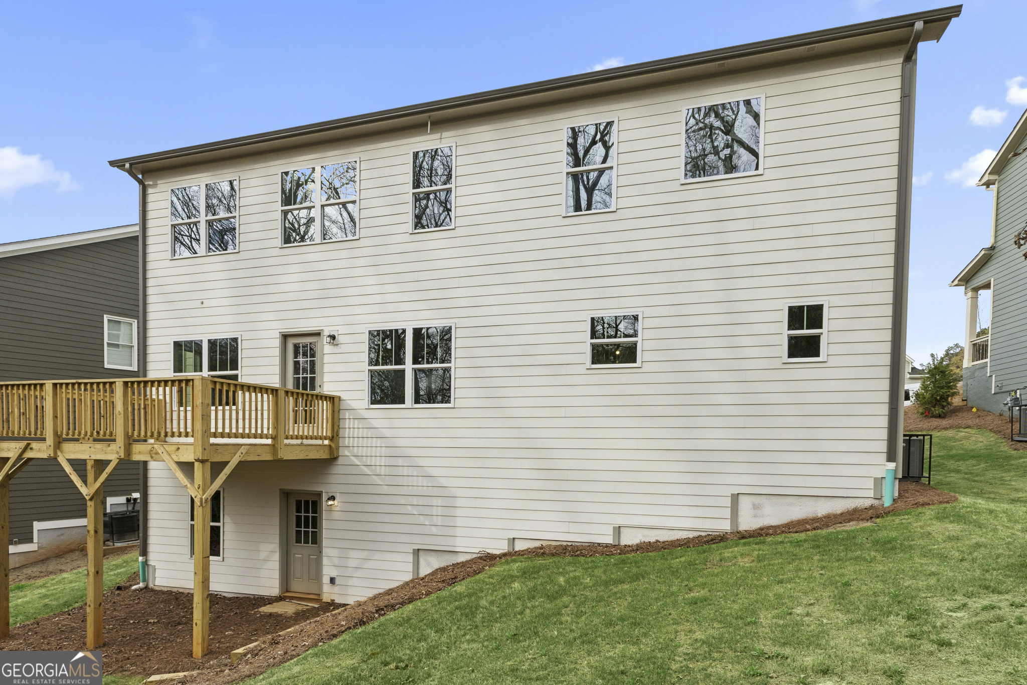 2645 Mills Bend Decatur GA 30034