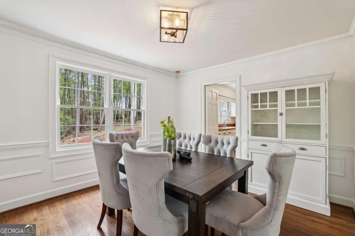8025 River Circle Sandy Springs GA 30350