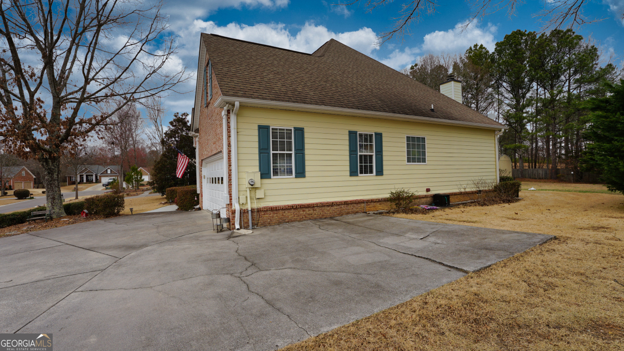 19 Golden Eagle Drive Adairsville GA 30103
