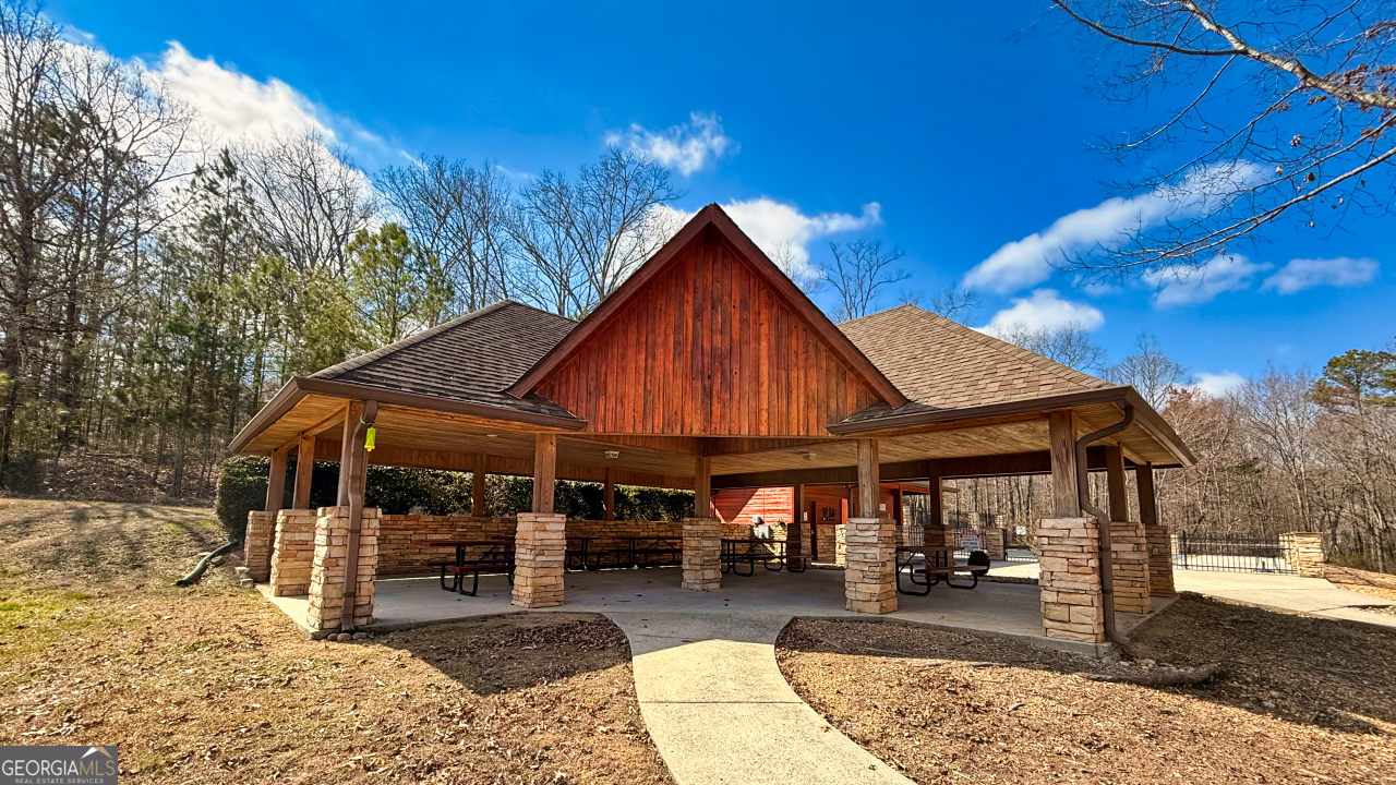 19 Golden Eagle Drive Adairsville GA 30103